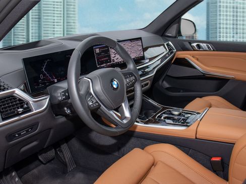 Used 2026 BMW X5 sDrive40i image 5