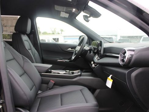 New 2026 Chevrolet Equinox LT FWD image 27