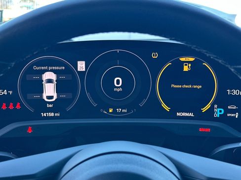 Used 2023 Porsche Taycan 4S image 24