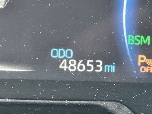 Used 2021 Toyota RAV4 Limited image 29