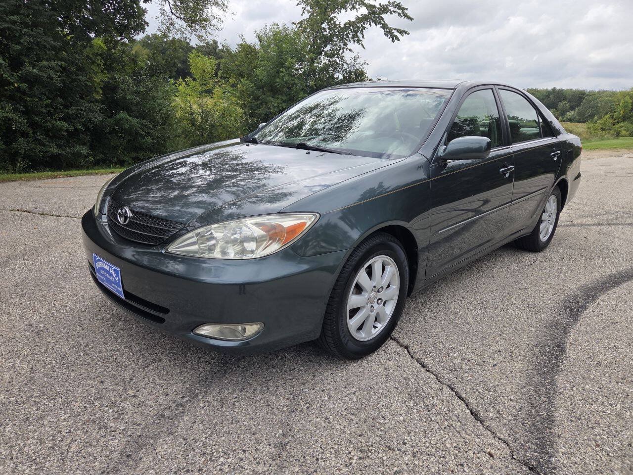 Used 2003 Toyota Camry XLE w/ XLE Premium Plus Pkg FWD image 2