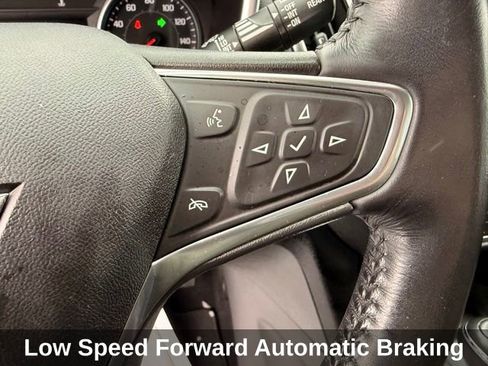 Used 2019 Chevrolet Equinox LT w/ Driver Convenience Package image 26