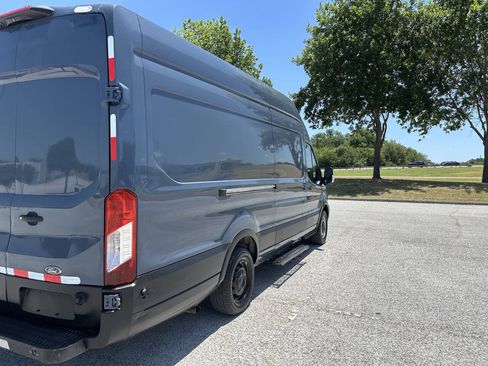 Used 2020 Ford Transit 250 148 High Roof Extended RWD image 6