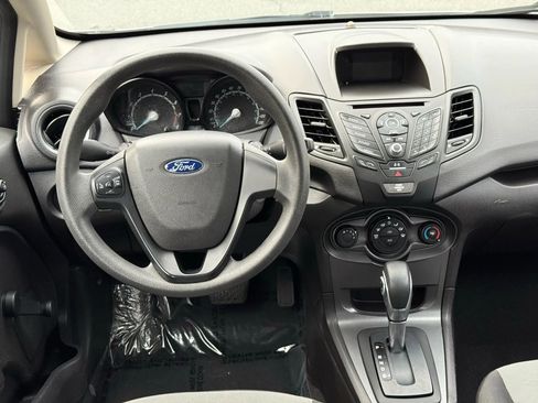 Used 2017 Ford Fiesta S image 24