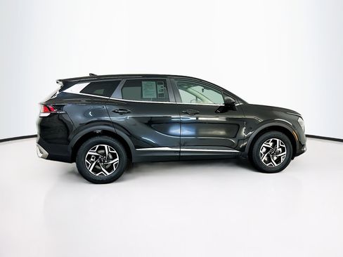Used 2024 Kia Sportage LX image 10