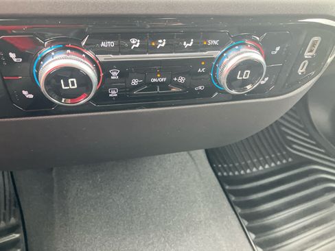 Used 2026 GMC Sierra 1500 Elevation AWD/4WD image 30
