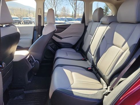 Used 2019 Subaru Forester Limited image 24