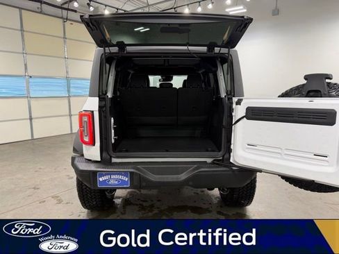 Certified 2024 Ford Bronco Badlands image 7