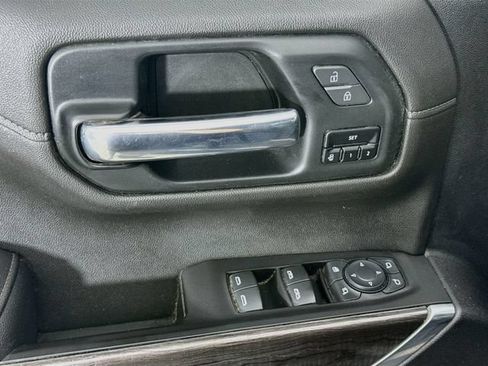 Used 2020 Chevrolet Silverado 1500 LTZ w/ LTZ Plus Package AWD/4WD image 18