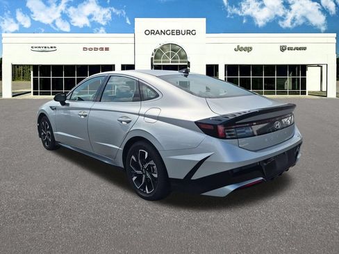 Used 2025 Hyundai Sonata SEL FWD image 7