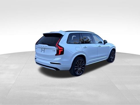 New 2026 Volvo XC90 B6 Ultra w/ Protection Package AWD/4WD image 6