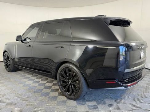 Used 2023 Land Rover Range Rover Long Wheelbase SE AWD/4WD image 4
