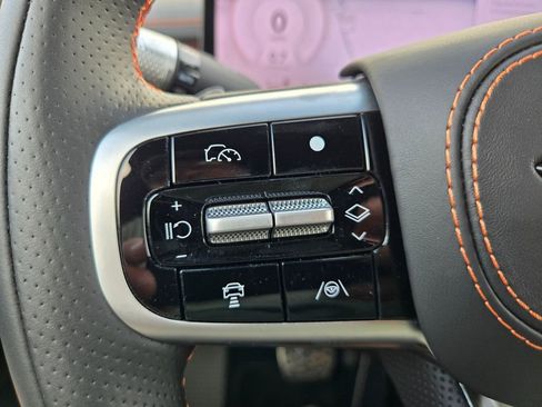 Used 2026 Genesis GV70 3.5T Sport Prestige image 39