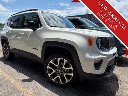 Used 2022 Jeep Renegade Limited w/ Sun, Sound & Wheels Group