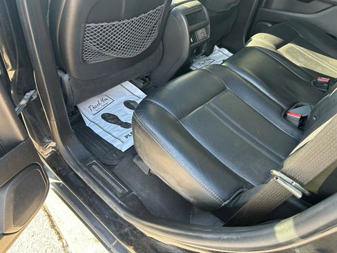 Used 2015 Cadillac SRX Luxury w/ Driver Awareness Package image 9