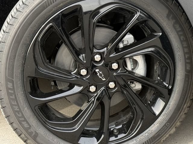 New 2027 Chevrolet Bolt RS FWD image 11