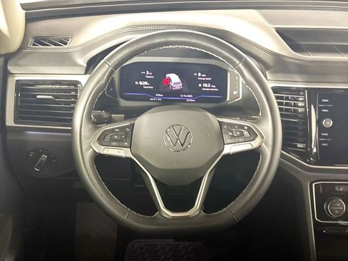 Certified 2022 Volkswagen Atlas SEL image 14