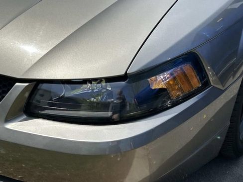 Used 2001 Ford Mustang GT RWD image 8
