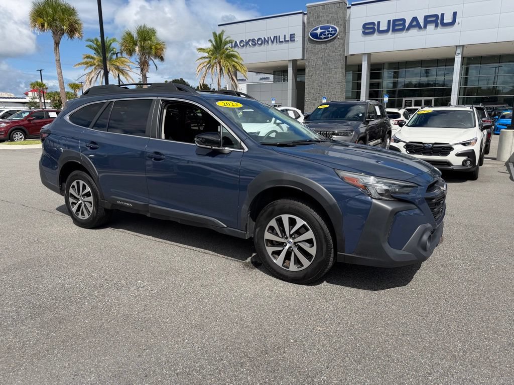 Used 2023 Subaru Outback Premium AWD/4WD image 1