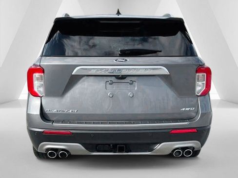Used 2021 Ford Explorer Platinum w/ Equipment Group 601A AWD/4WD image 6