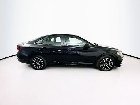 Used 2025 Volkswagen Jetta SE w/ Sunroof Package FWD image 10