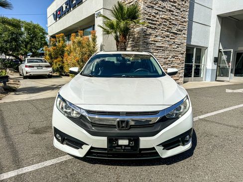 Used 2018 Honda Civic EX-L image 10