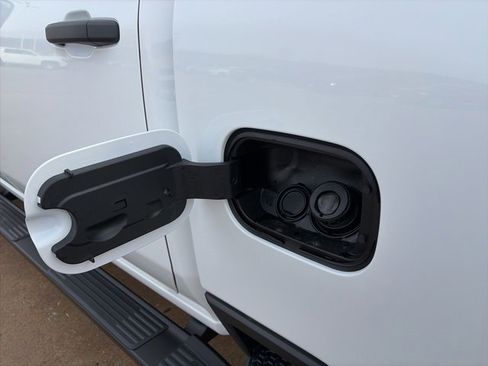 New 2026 Chevrolet Silverado 2500 Custom image 46