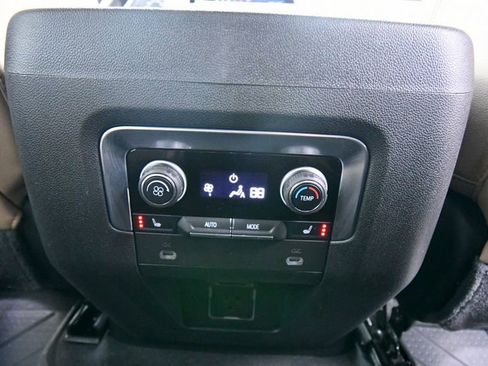 Used 2021 Chevrolet Tahoe Premier image 33