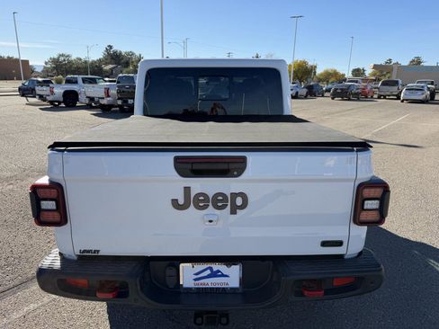 Used 2020 Jeep Gladiator Rubicon image 5