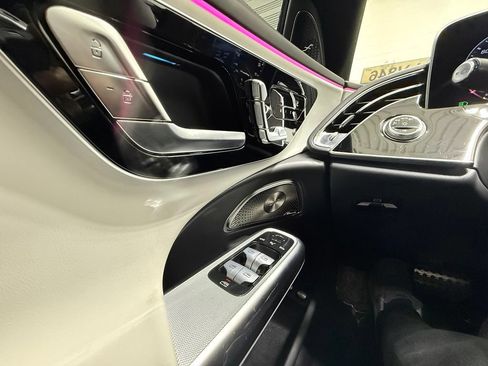 Used 2025 Mercedes-Benz E 53 AMG e 4MATIC Sedan image 41