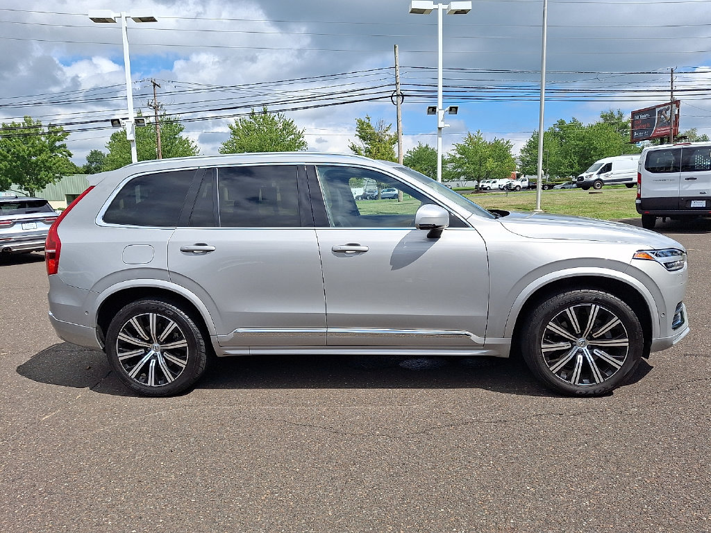 Used 2023 Volvo XC90 B5 Plus AWD/4WD image 10