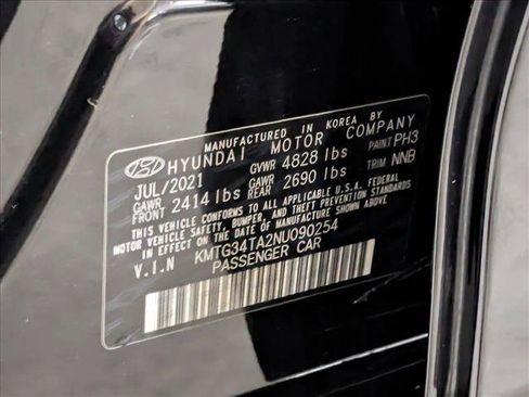 Used 2022 Genesis G70 2.0T w/ Prestige Package image 25