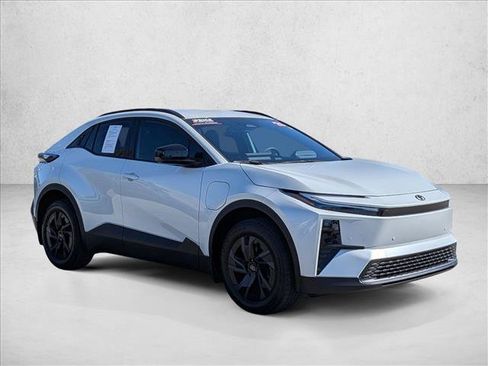 Certified 2026 Toyota C-HR AWD/4WD image 3