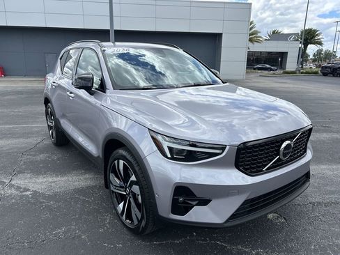 Used 2026 Volvo XC40 B5 Ultra w/ Climate Package AWD/4WD image 12