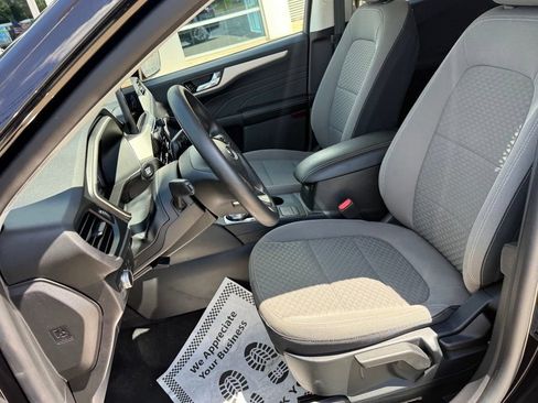 Certified 2021 Ford Escape SE FWD image 22