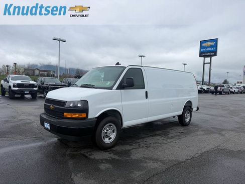 New 2025 Chevrolet Express 3500 Extended w/ Driver Convenience Package RWD image 3