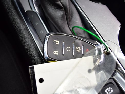 Used 2024 Chevrolet Malibu LT image 29