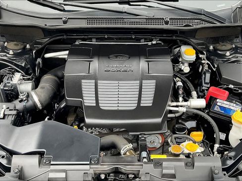 Used 2021 Subaru Forester Premium image 31