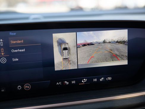 Used 2025 Buick Envision Sport Touring image 18