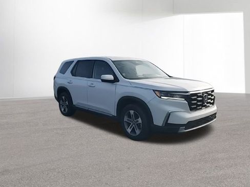 Used 2023 Honda Pilot EX-L image 2