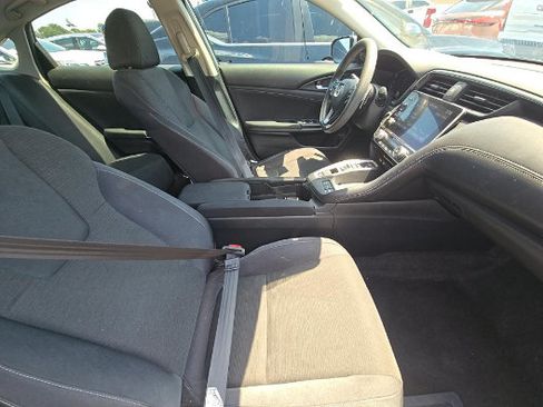 Used 2019 Honda Insight EX image 4