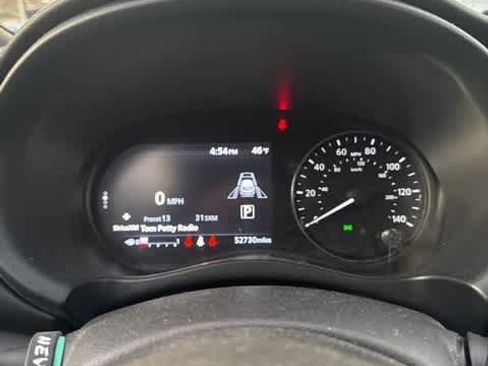 Used 2021 Nissan Kicks SR w/ SR Premium Package image 11