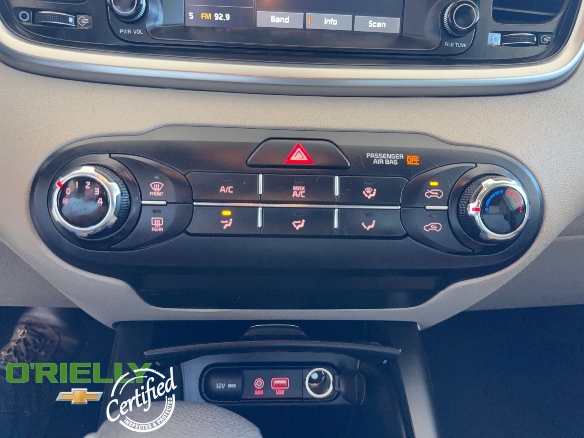 Used 2019 Kia Sorento FWD image 19