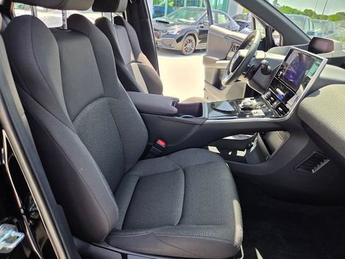 Certified 2023 Subaru Solterra AWD image 28