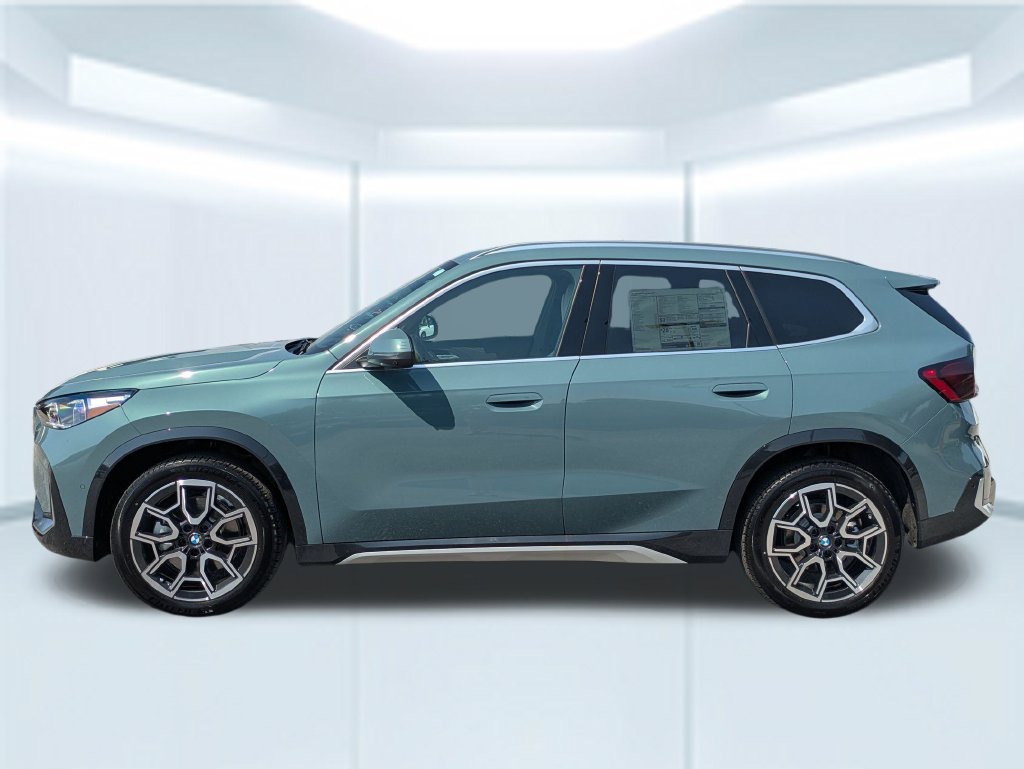New 2026 BMW X1 xDrive28i w/ Technology Package AWD/4WD image 2