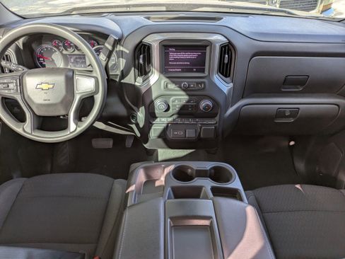 Used 2022 Chevrolet Silverado 1500 Custom image 11