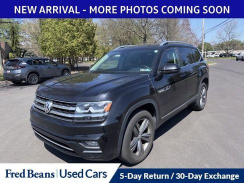 Used 2019 Volkswagen Atlas SE w/ Panoramic Sunroof Package image 3