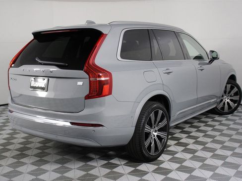 Certified 2024 Volvo XC90 T8 Plus w/ Protection Package Premier image 4