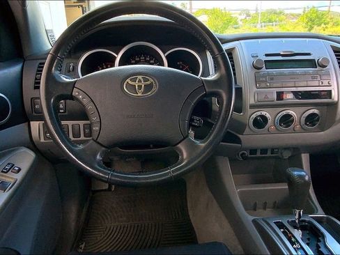 Used 2009 Toyota Tacoma PreRunner RWD image 5