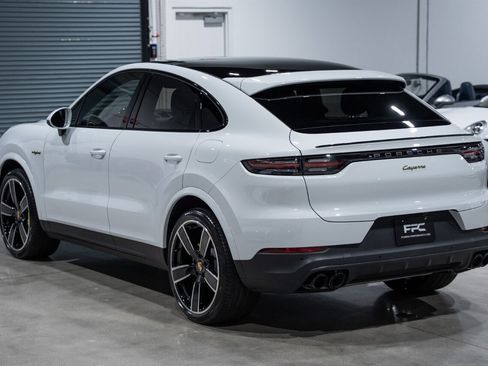 Used 2023 Porsche Cayenne Platinum Edition AWD/4WD image 69